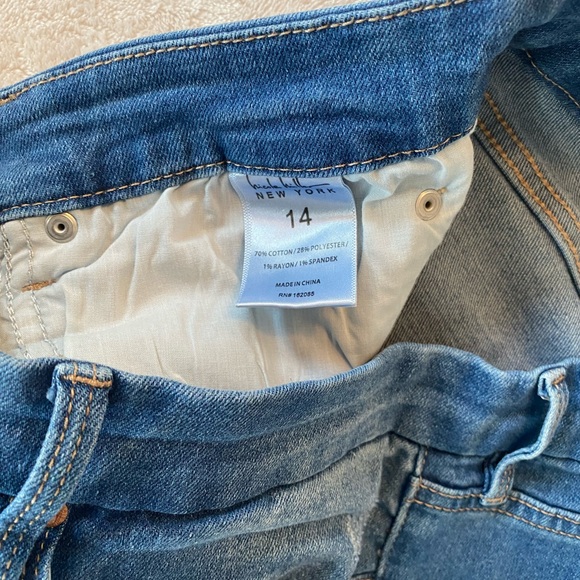 Nicole Miller, Soho, high-rise boot cut jeans - Picture 4 of 4